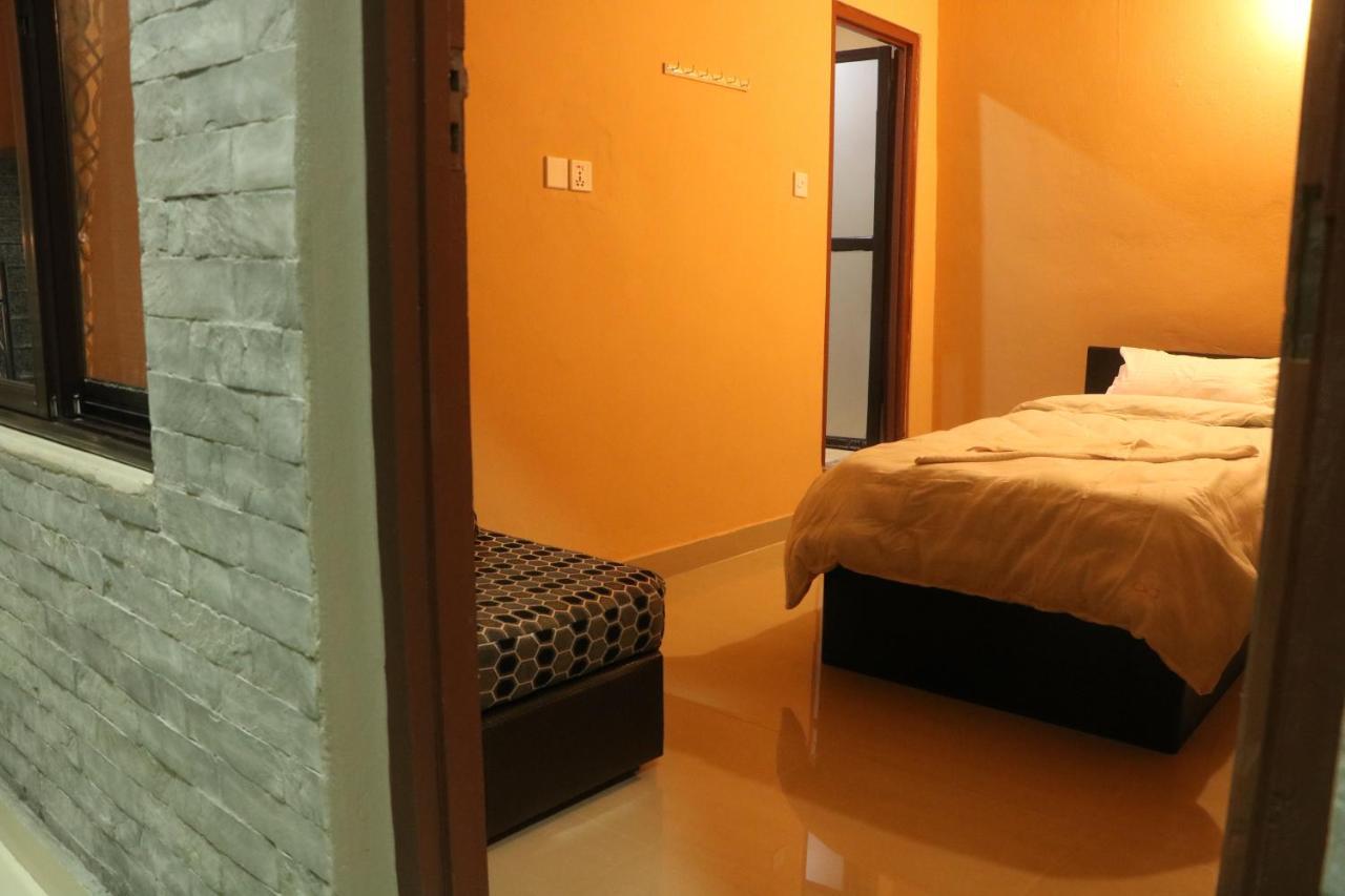 بوكْرا Hotel Eagle Zone المظهر الخارجي الصورة