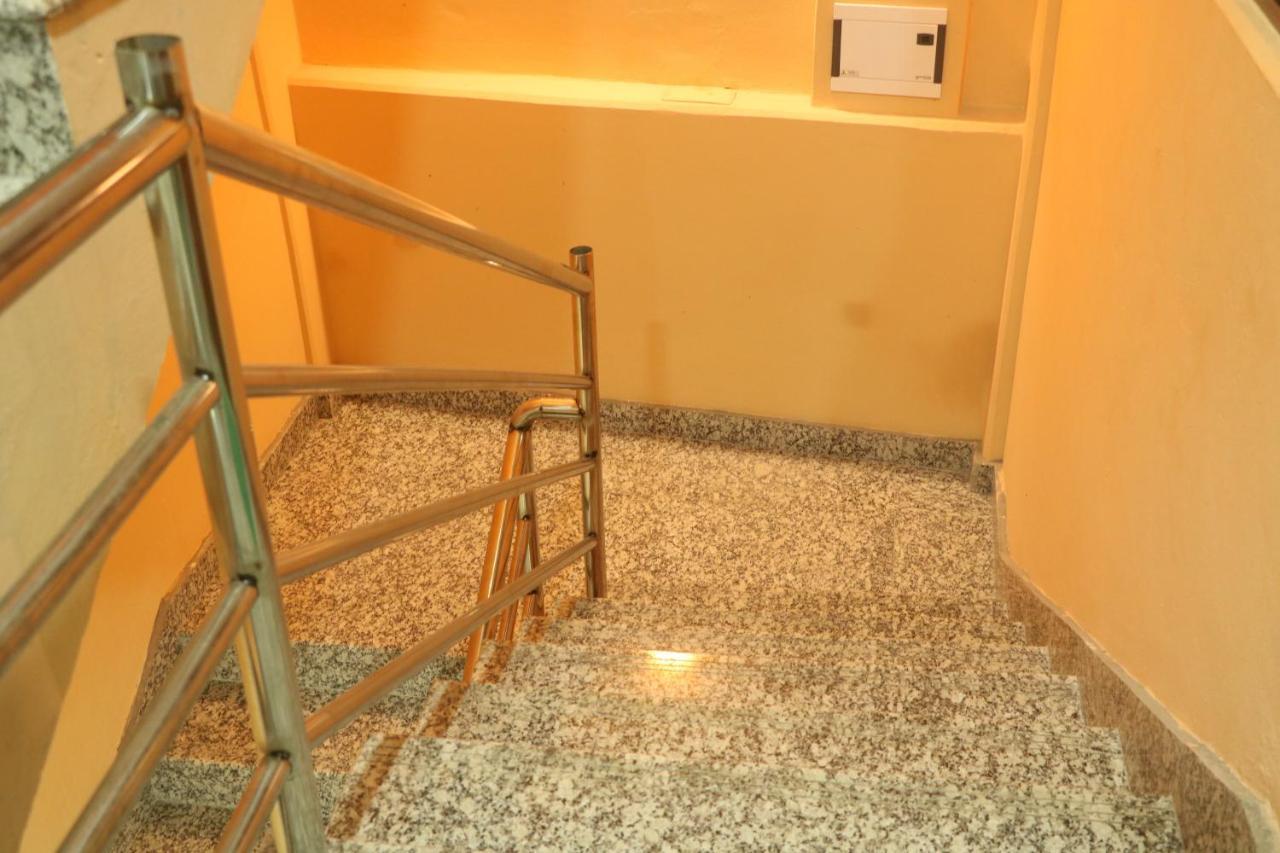 بوكْرا Hotel Eagle Zone المظهر الخارجي الصورة