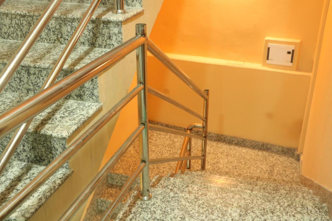 بوكْرا Hotel Eagle Zone المظهر الخارجي الصورة